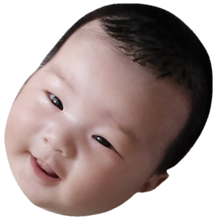 从信封后探头微笑的宝宝
